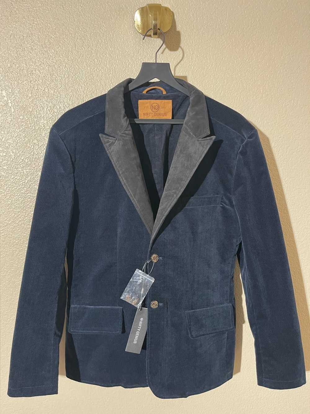NWT Nifty Genius Men's Navy Corduroy Blazer with Gray Velvet Trim